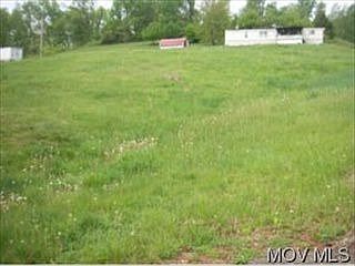 1.88ac plus house trailer