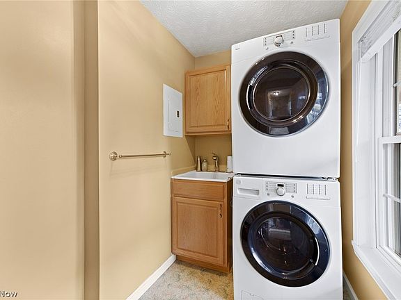 5th image of 7380 Walters Rd