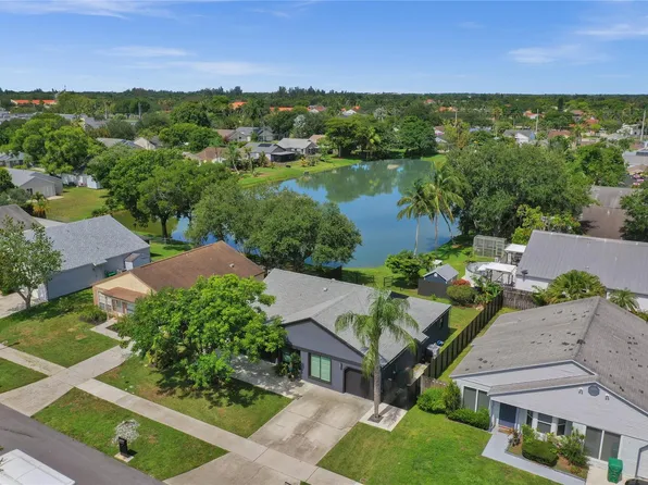 961 SW 134th Avenue, Davie, FL 33325