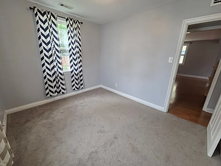 7405 Yorktown Dr — Photo 20