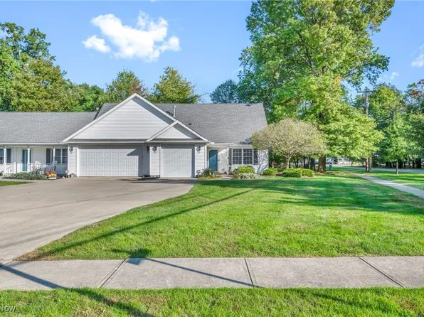 3900 Hilltop Dr, Vermilion, OH 44089