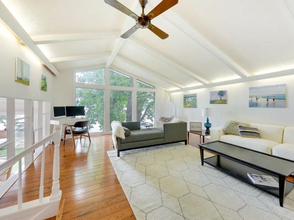 33460 N Lakeview Ct #1 & 2
