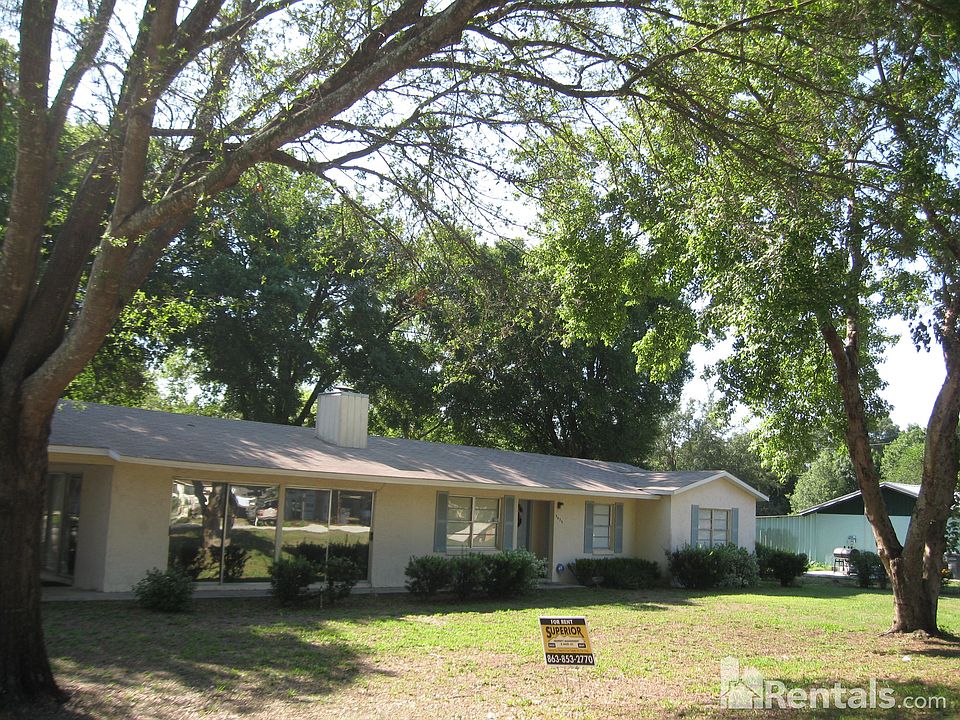 2nd image of 5426 Hill N Dale Ln