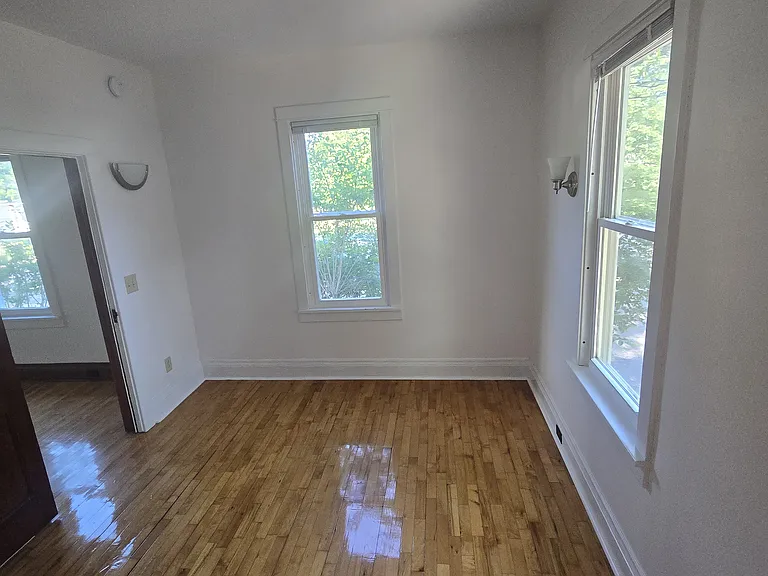 325 Union St #A — Photo 3