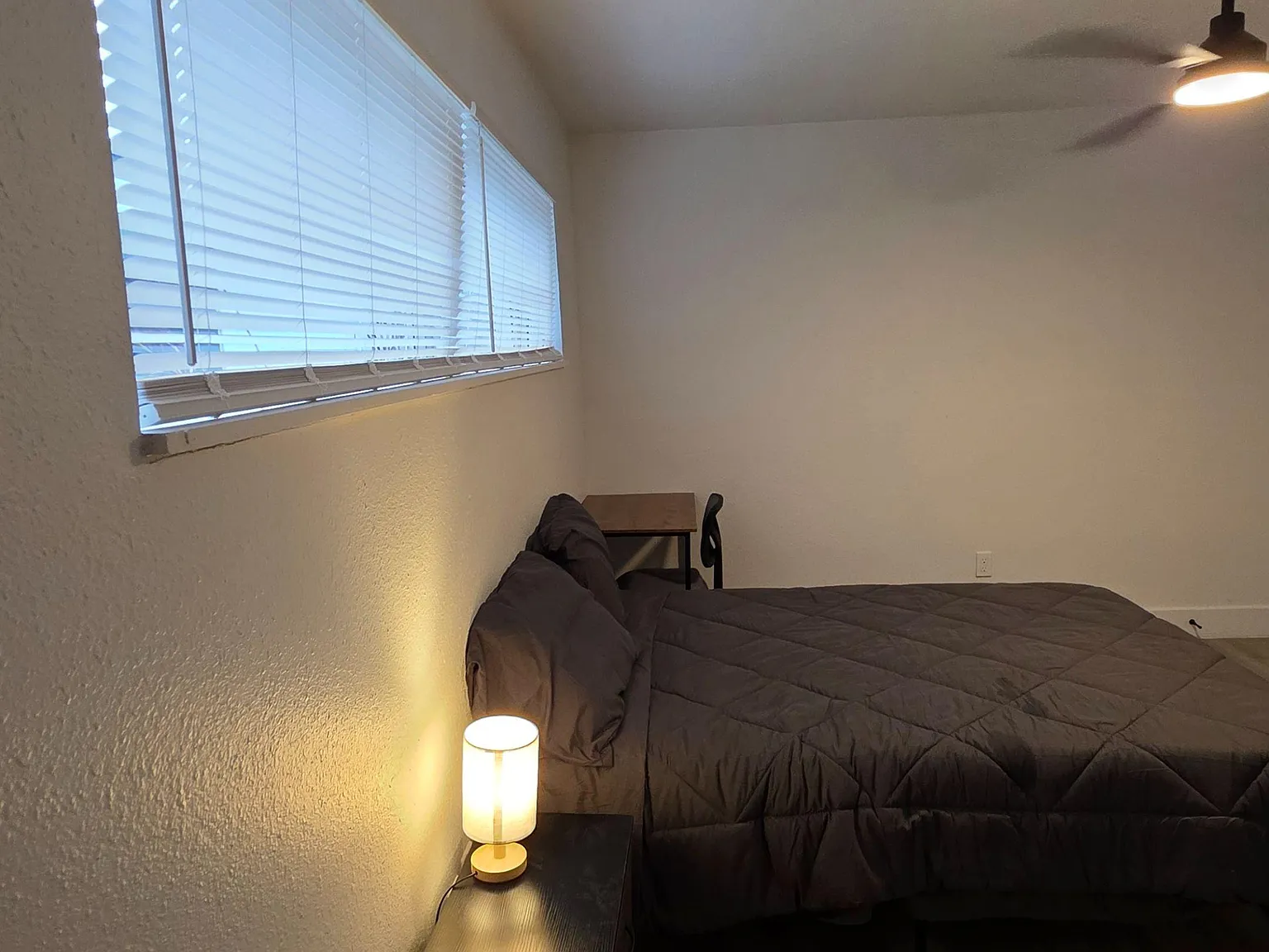 4 bed, 2.0 bath, 1425 sqft, $1,274 — Photo 2