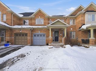30 Westport Dr, Whitby, ON L1R 0J3