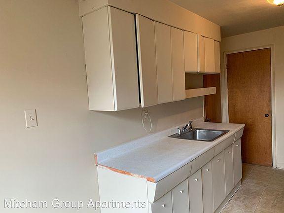 5th image of 112 Knox St #23