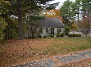 59 Firefly Rd, Halifax, MA 02338