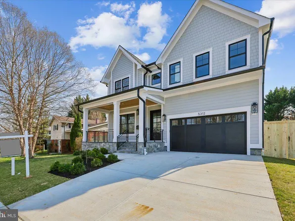 5312 Bangor Dr, Kensington, MD 20895