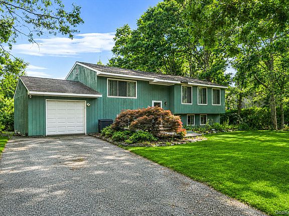 3rd image of 51 Trout Brook Lane