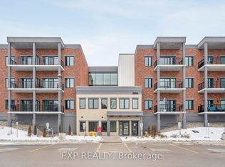 121 Mary St #405, Clearview, ON L0M 1G0