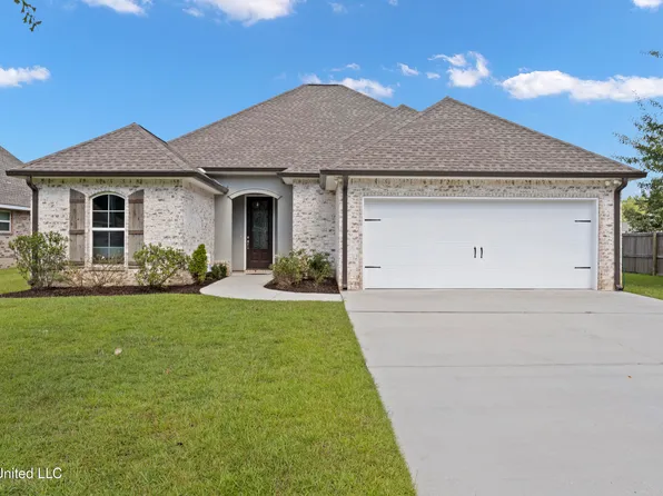 3200 N 9th St, Ocean Springs, MS 39564