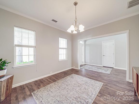 5th image of 5832 Kirkwynd Commons Dr