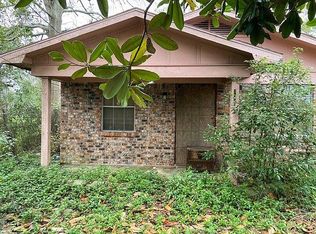 4931 Wilson St, Moss Point, MS 39563