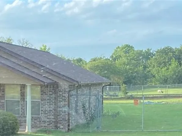 2266 E Rock Creek Rd, Tuttle, OK 73089