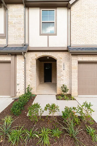 1536 Homeplace Cir Photo 1