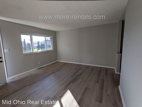 3rd image of 5104 Benham Dr