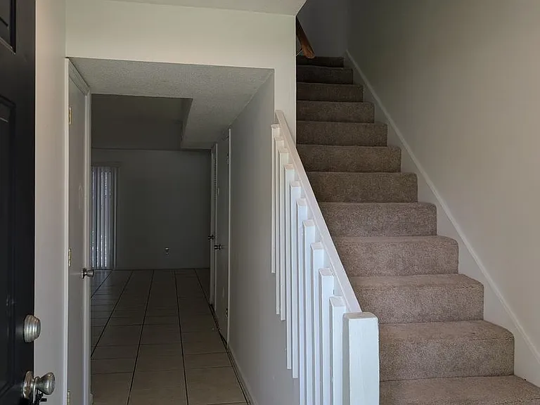 2438 Atlas Rd — Photo 3