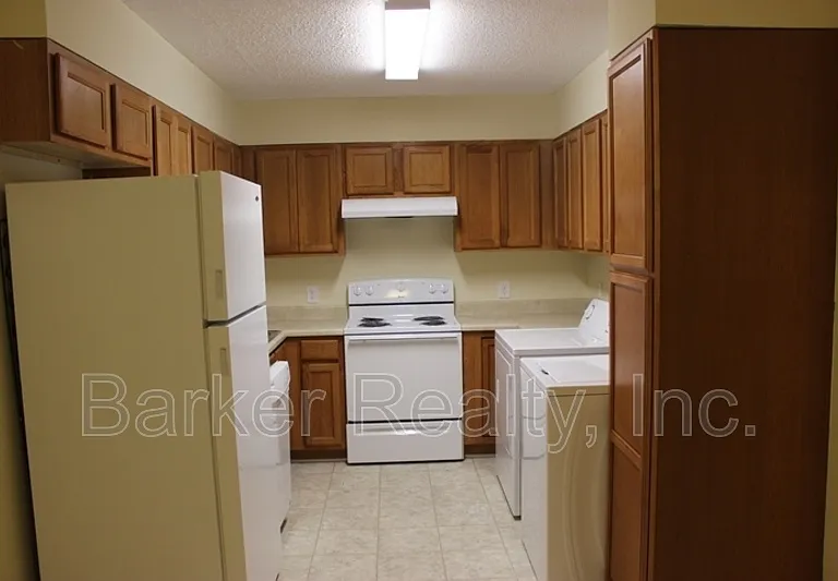 203-2D E Ransom St — Photo 3