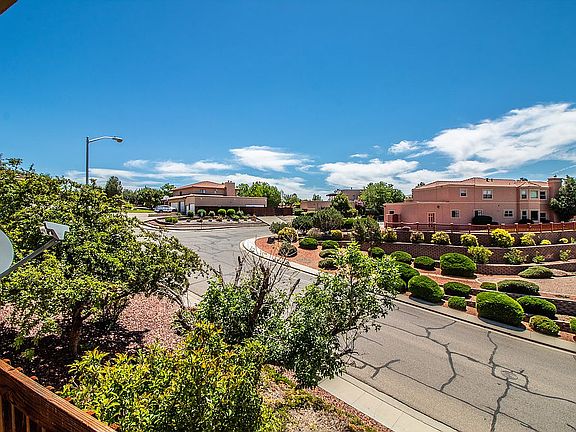 5th image of 4209 Saint Michaels Dr