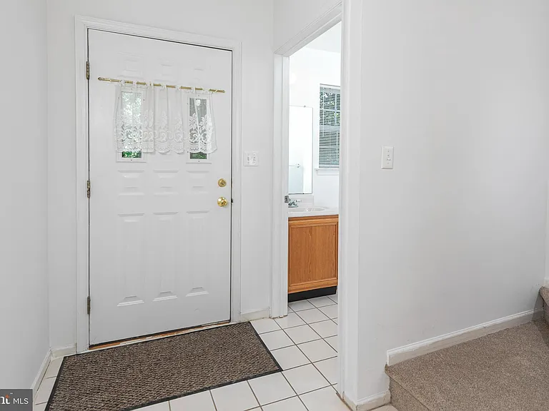 50 Grant Way — Photo 5