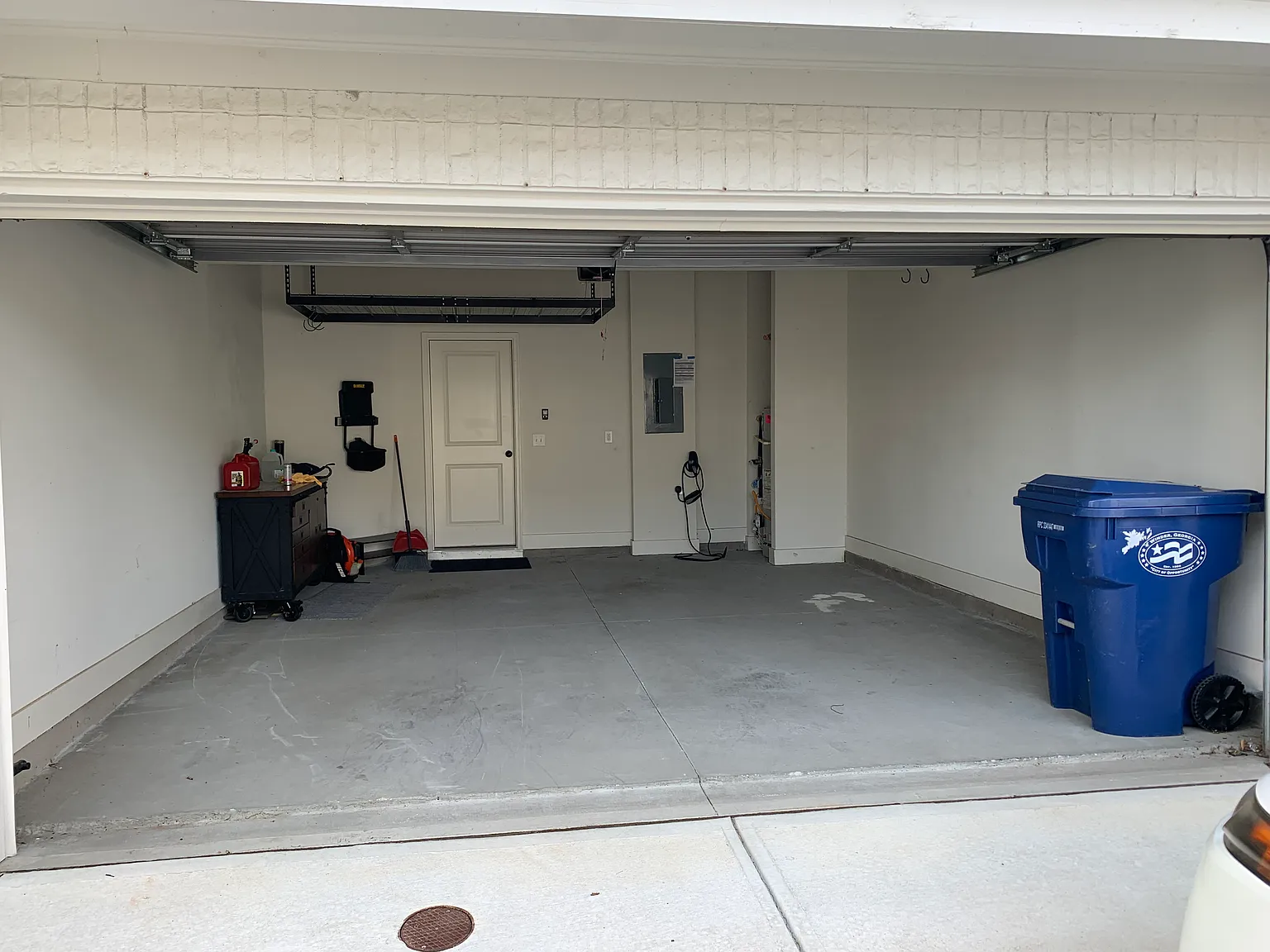 3 bed, 2.5 bath, 1774 sqft, $2,000 — Photo 4