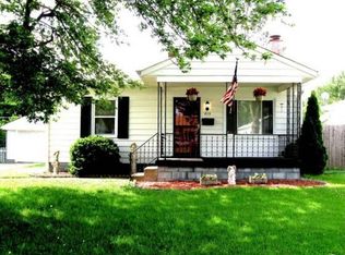 813 Fletcher Ln, Beech Grove, IN 46107