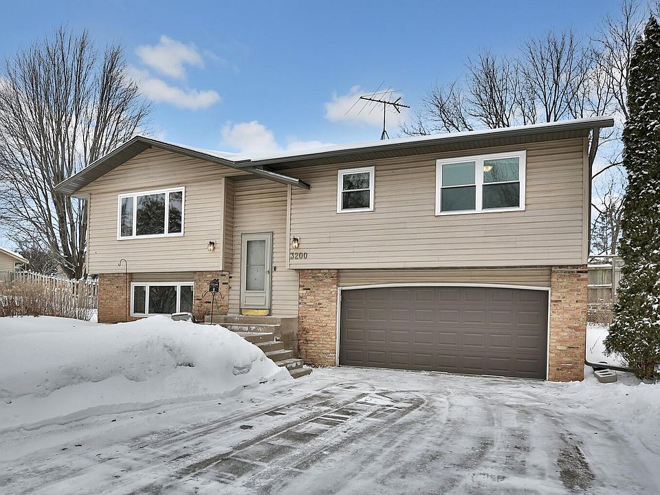 1st image of 3200 Malcolm Ave
