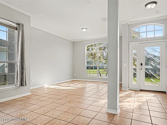 3rd image of 2716 Wortham Ln