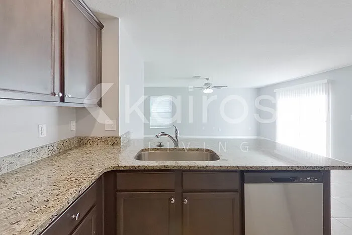 8512 Indian Laurel Ln — Photo 11