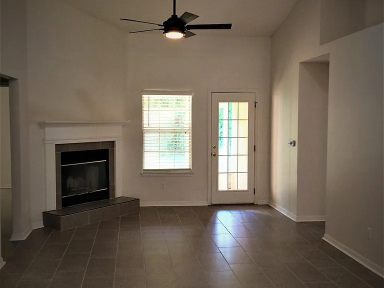 690 Coral Trace Blvd — Photo 5