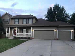 17511 Adams St, Omaha, NE 68135