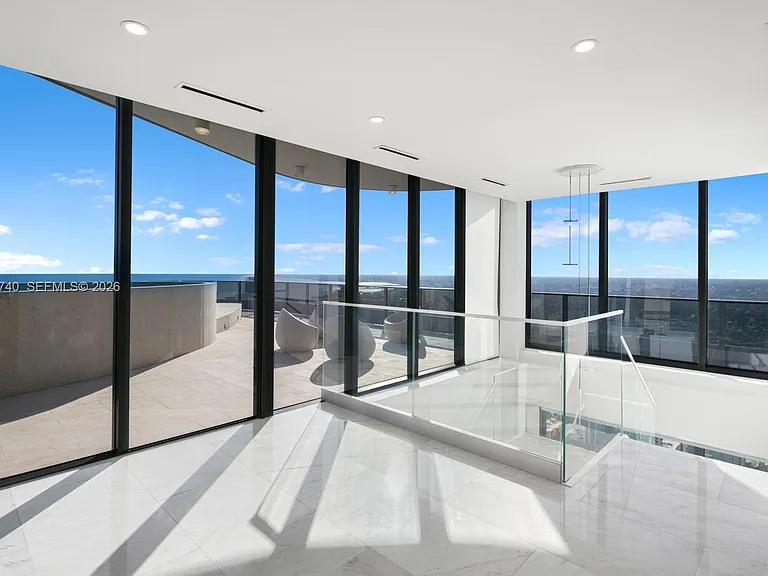 1000 Brickell Plz #UPH6202 — Photo 38