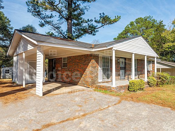 2nd image of 2842 Brooklane Dr