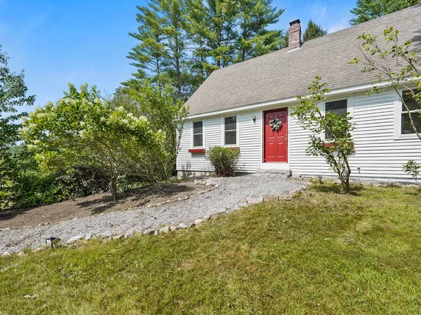 132 Old Mill Pond Road, Henniker, NH 03242