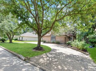 3310 Lake Island Dr, Montgomery, TX 77356