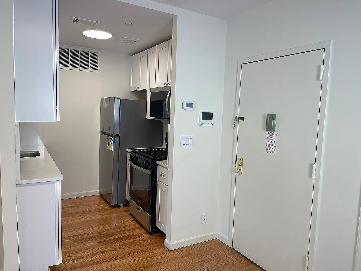 506 Washington Avenue — Photo 3