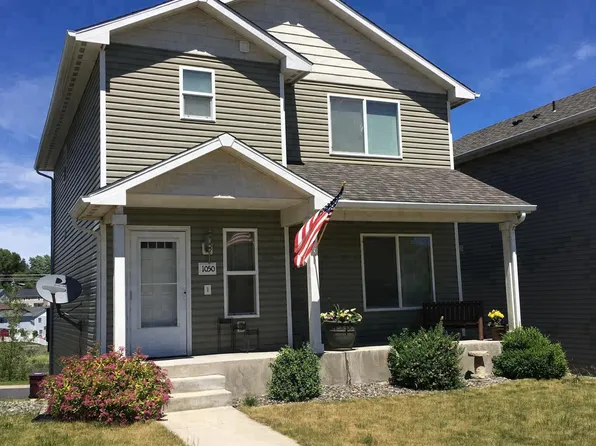 1050 SW Lost Trail Dr, Pullman, WA 99163