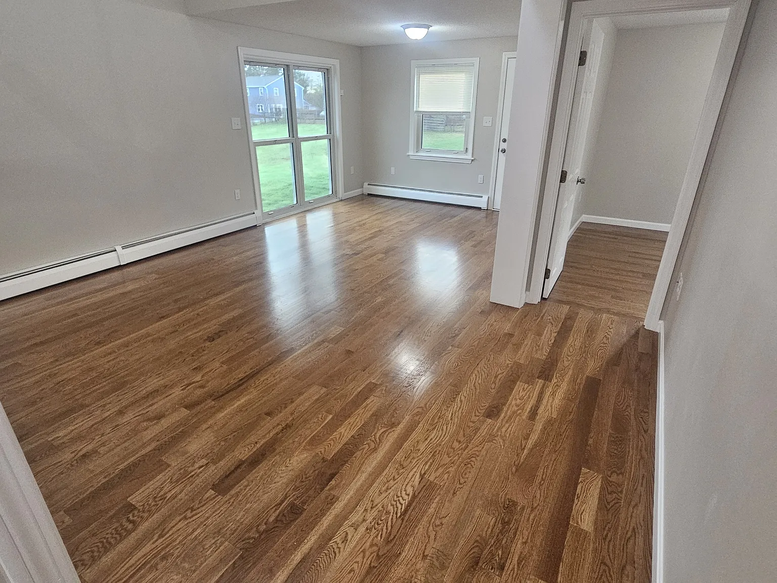 3 bed, 1210 sqft, $3,500 — Photo 4