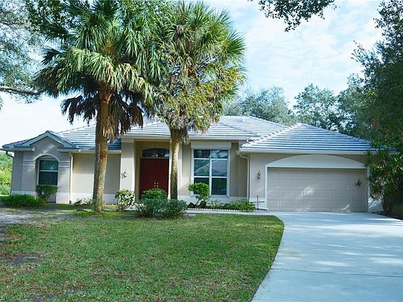2nd image of 11781 Lakeshire Ct