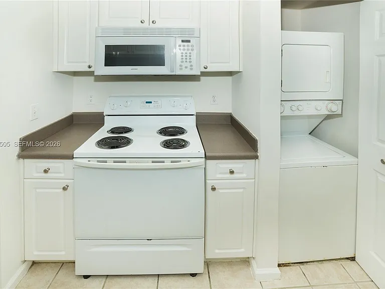 17145 N Bay Rd #4203 — Photo 11