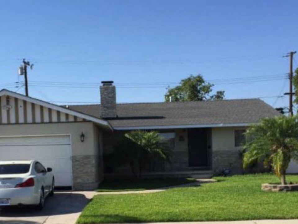 1st image of 5915 Bolivia Dr