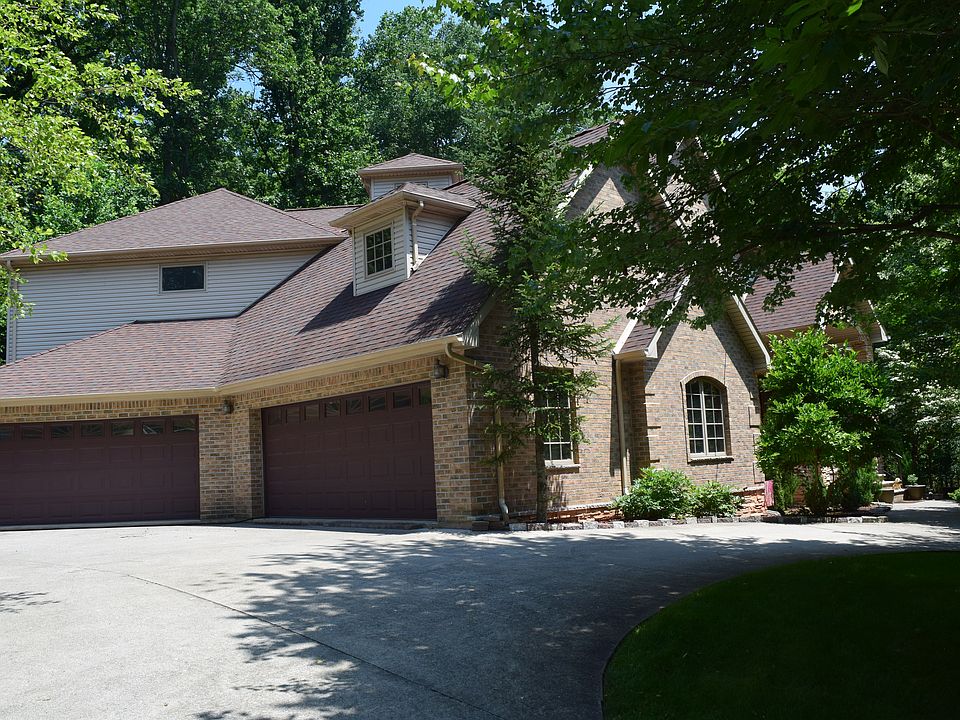 Side / Partial Front