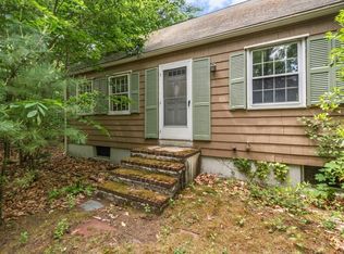 13 Noreen Dr, Bedford, MA 01730