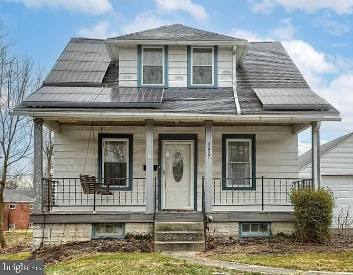 Building Photo - 4227 Cambridge St