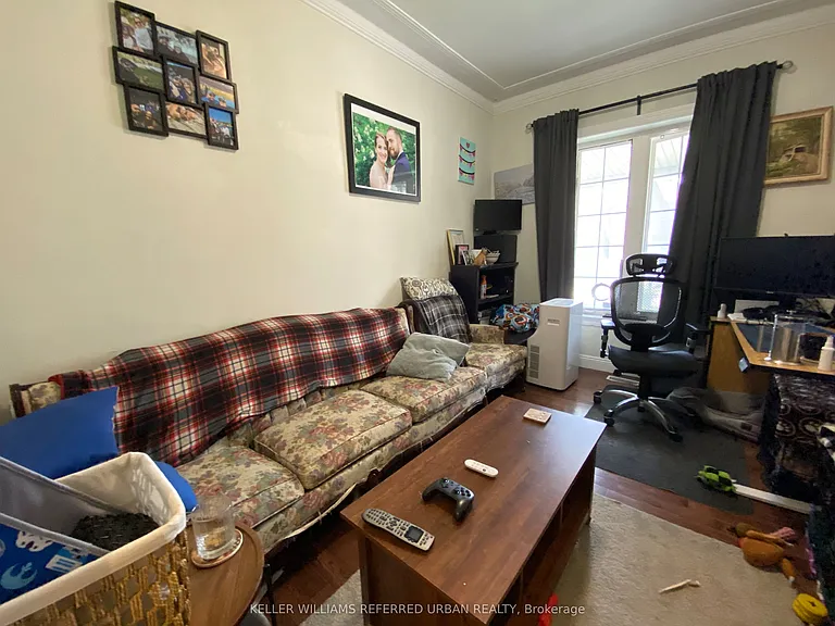 429 Ossington Ave #MAIN — Photo 13
