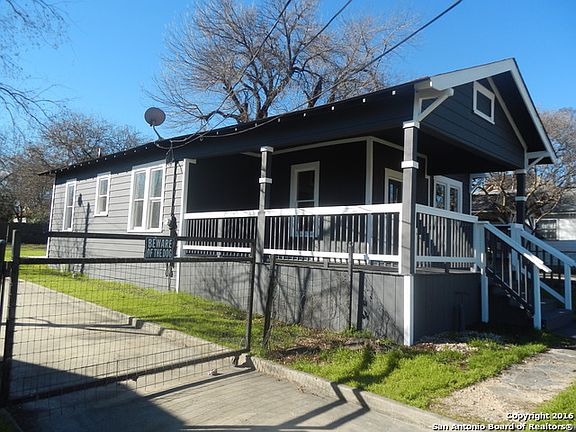 2nd image of 126 University Ave