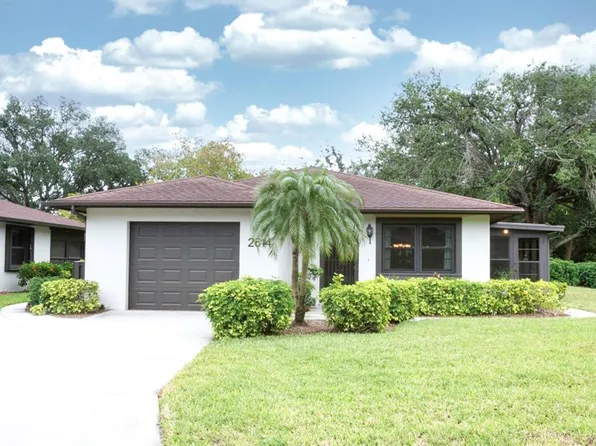 2614 67th St W, Bradenton, FL 34209