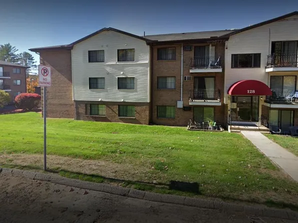 128 Mammoth Rd Road #15, Hooksett, NH 03106