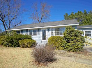 14 Karin St, Manchester, NH 03103